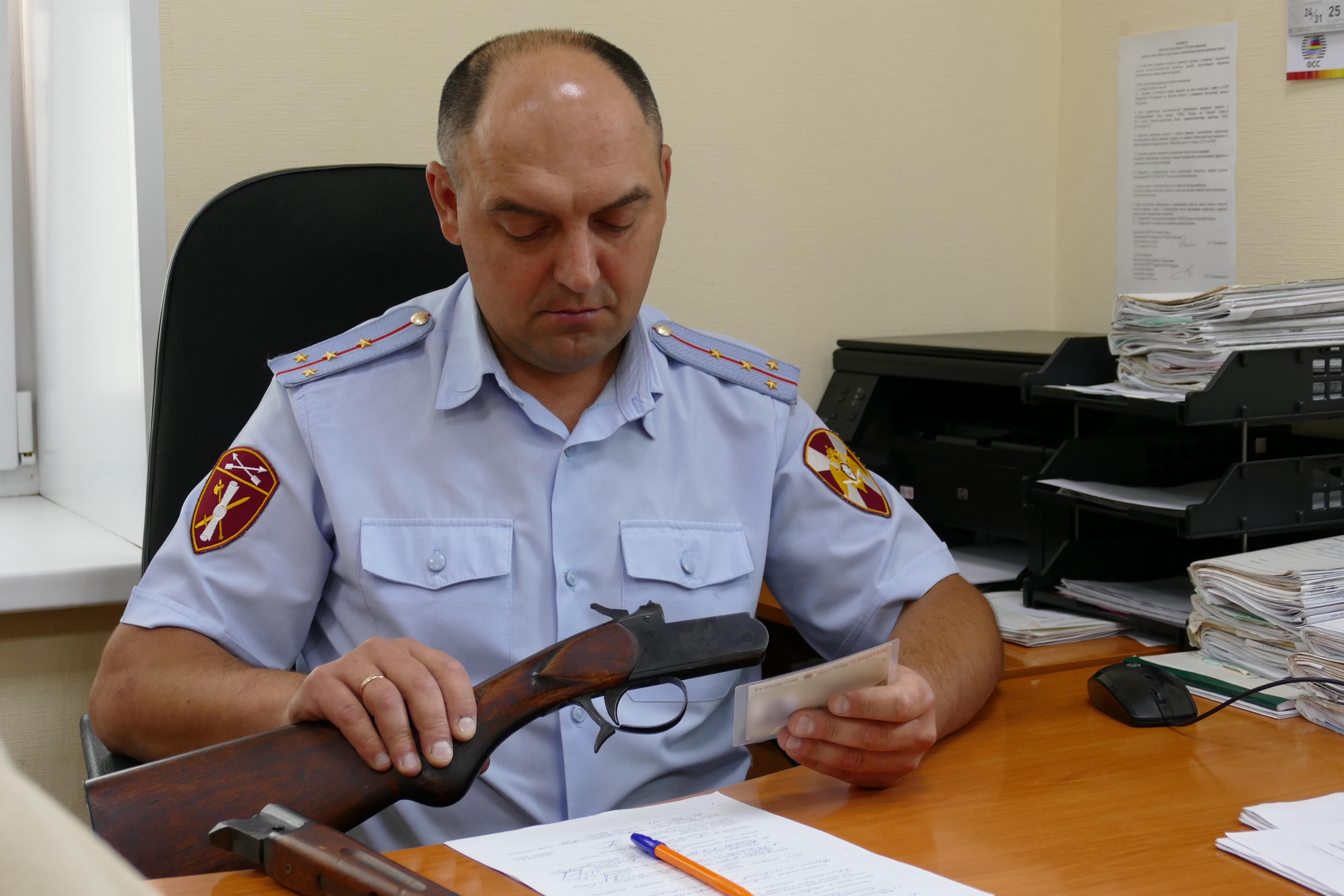 Сотрудники лицензионно-разрешительной работы Управления Росгвардии по Омской области напоминают об ответственности за утрату оружия