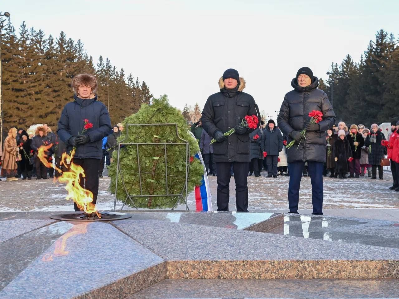 Сегодня страна отмечает День Героя Отечества