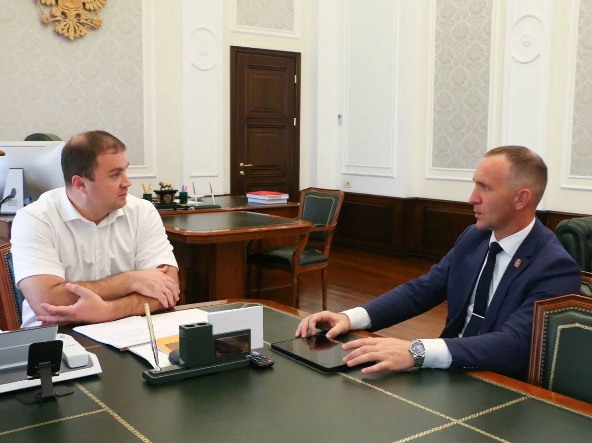 Глава Одесского района побывал на рабочей встрече с губернатором Омской области
