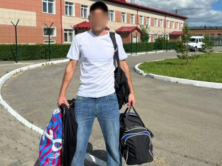 Получить гражданство, чтобы отправиться на СВО к сыну, намерен уроженец Киргизии 