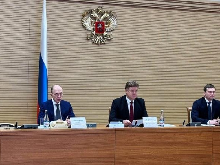 Анатолий Серышев призвал усилить работу по повышению образовательного уровня трудовых мигрантов