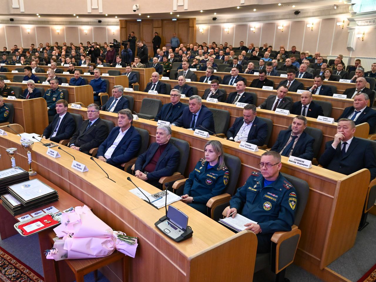 Виталий Хоценко поблагодарил спасателей и пожарных за хорошую работу