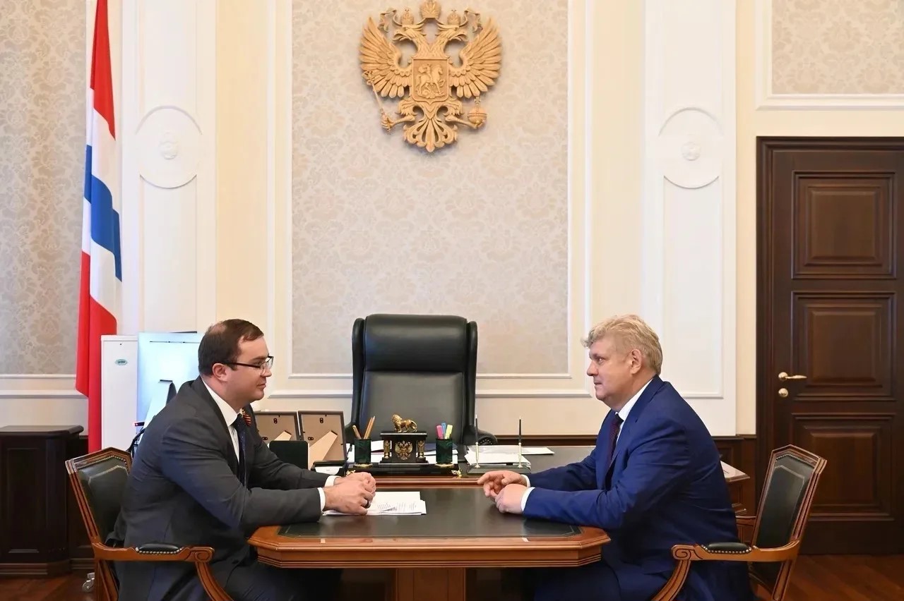 Анатолий Серышев и Виталий Хоценко обсудили подготовку Омского региона к зиме